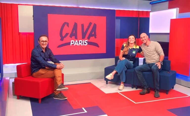 Imagem do programa Ça va Paris do Sportv