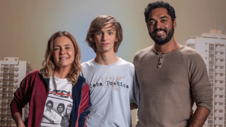 Foto de Adriana Esteves, Antonio Haddad e Thomás Aquino, de Os Outros