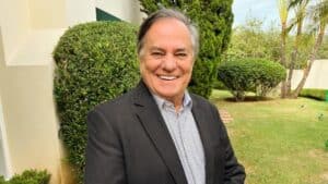 Foto de Ronnie Von sorrindo