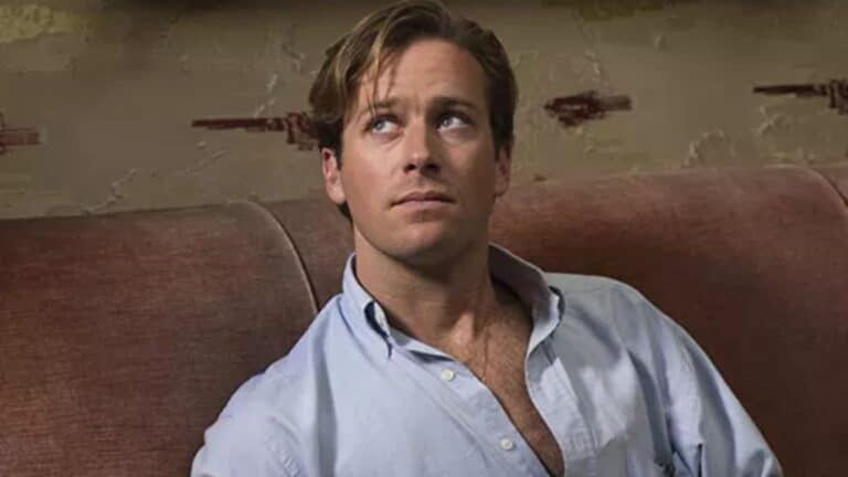 Foto do ator Armie Hammer no filme Me Chame Pelo Seu Nome