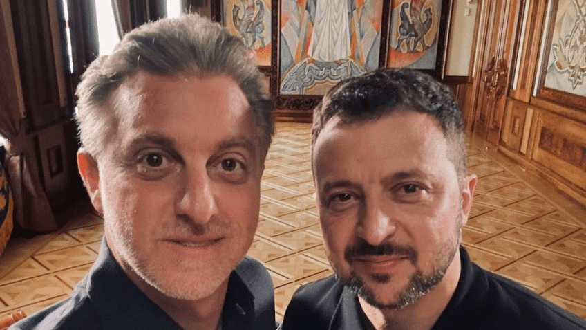 Foto de Luciano Huck e Volodymyr Zelensky