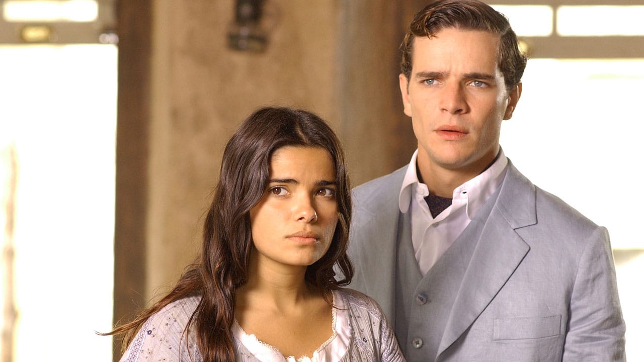 Zuca (Vanessa Giacomo) e Luís Jerônimo (Daniel de Oliveira) em cena da novela Cabocla