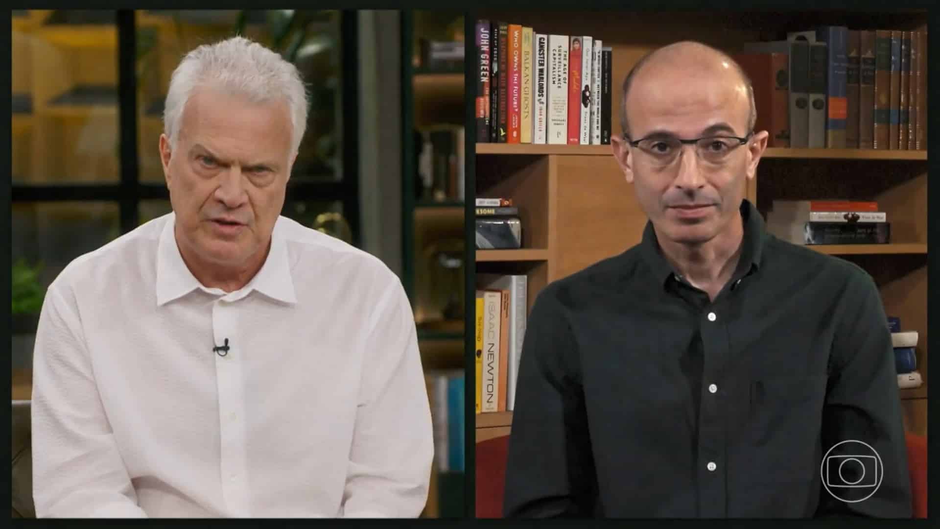 Foto de Pedro Bial entrevistando Yuval Noah Harari