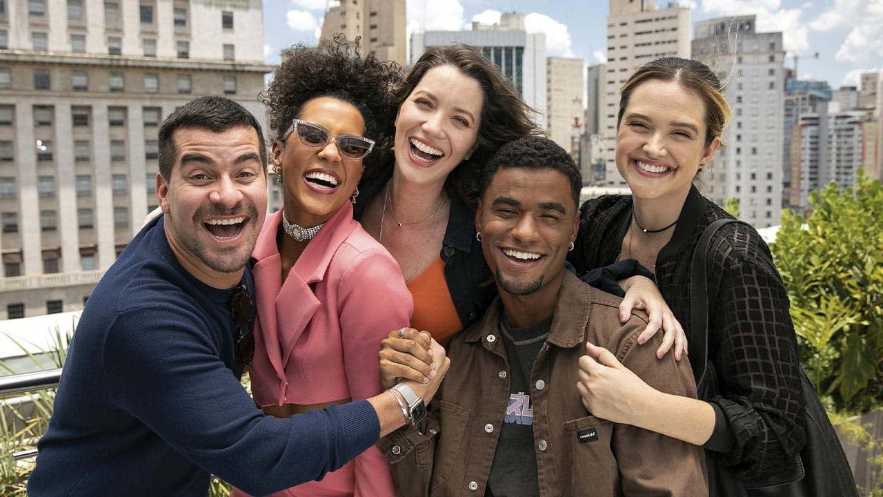 Júpiter (Thiago Martins), Andrômeda (Ramile), Vênus (Nathalia Dill), Plutão (Isacque Lopes), Electra (Juliana Paiva) em Família é Tudo