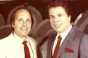 Foto de Luciano Callegari e Silvio Santos no início do SBT