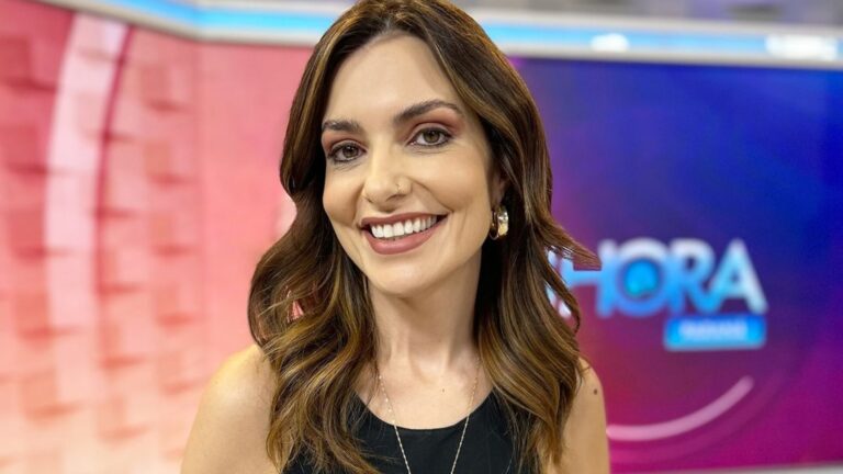 Foto de Giselle Camargo, apresentadora Tá na Hora, do SBT no Paraná