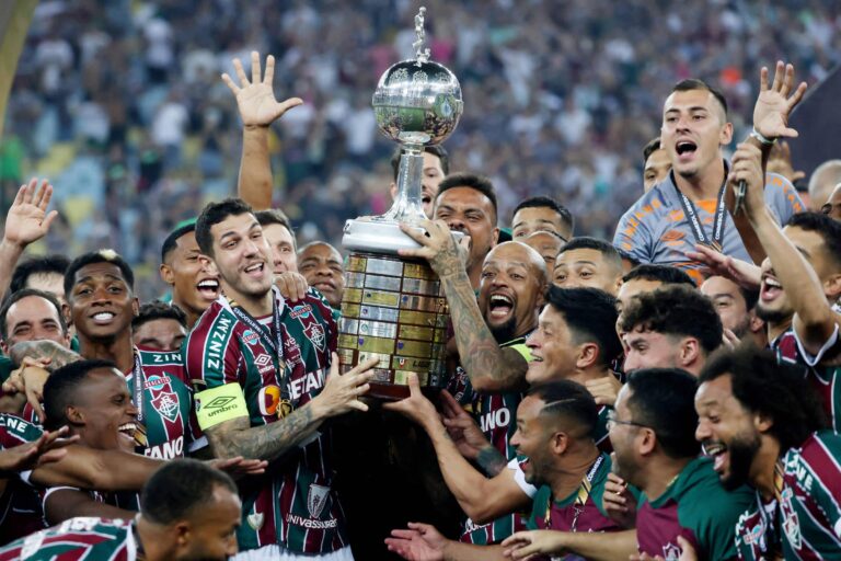 Imagem do time do Fluminense, que foi o campeão da Libertadores em 2023