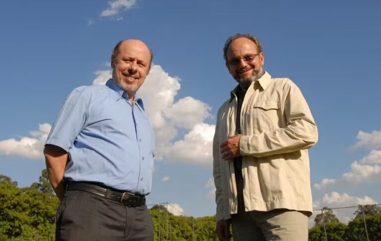 Foto de Ernesto Paglia e a Osmar Pinto Junior