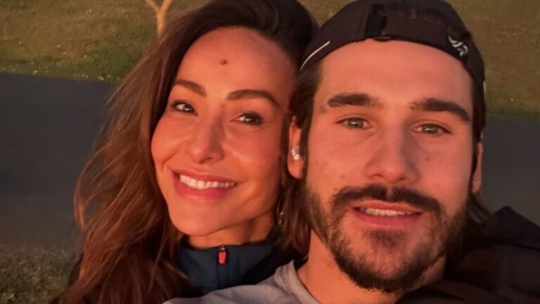 Foto de Sabrina Sato e Nicolas Prattes