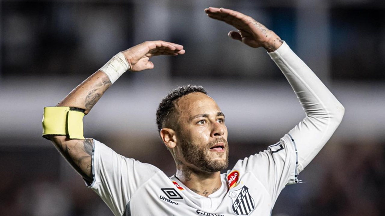 Foto do jogador Neymar Jr. em seu retorno ao Santos