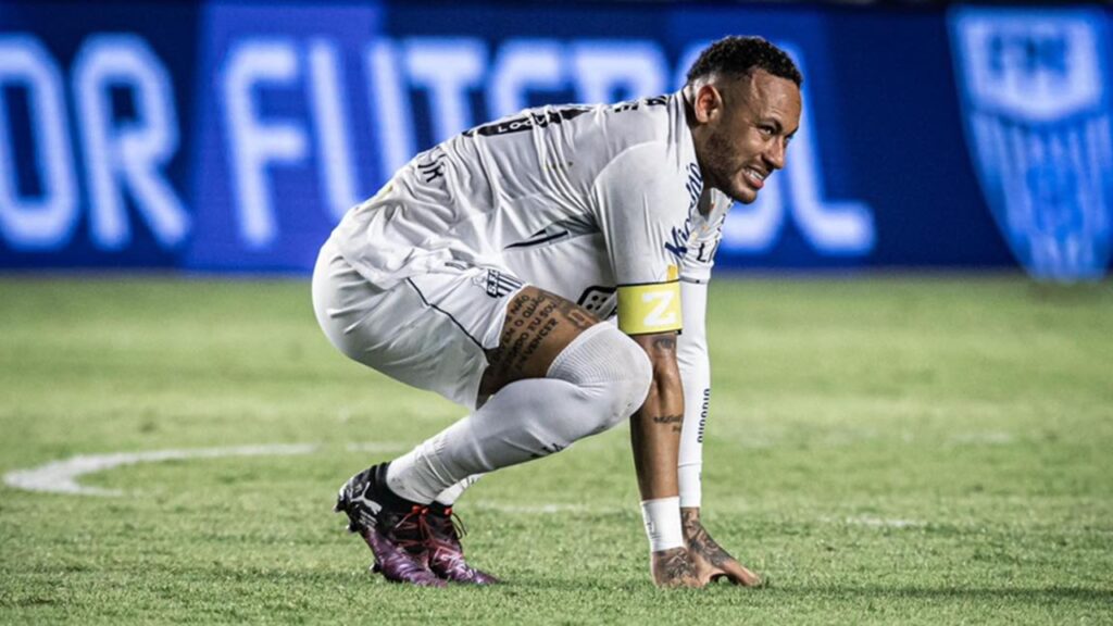 Foto de Neymar Jr. em seu retorno ao Santos