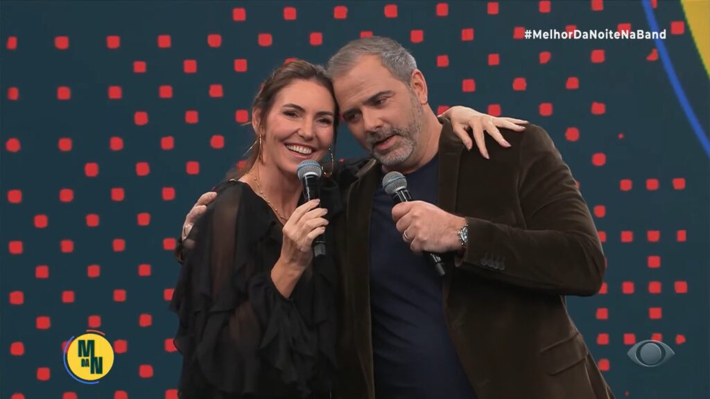 Foto de Glenda Kozlowski e Rodrigo Alvarez se despedindo do Melhor da Noite