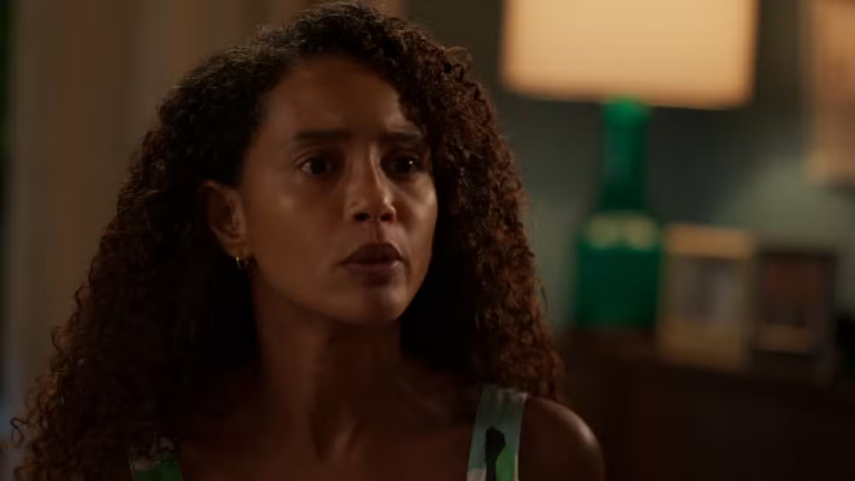 Raquel descobre o risco de Aldeíde ao tentar ajudar Ivan em Vale Tudo