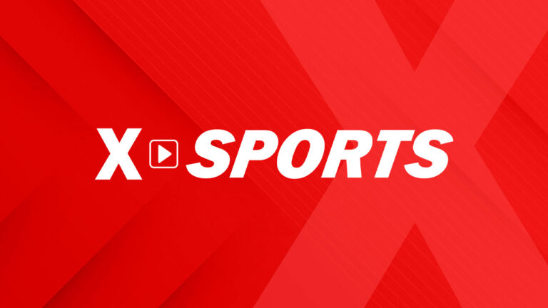 Logotipo do canal esportivo X-Sports com fundo vermelho e letras brancas estilizadas
