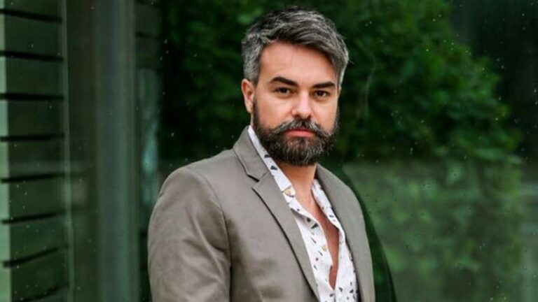 Foto de Márcio Kieling, ator que fez Malhação e outras novelas na Globo e na Record