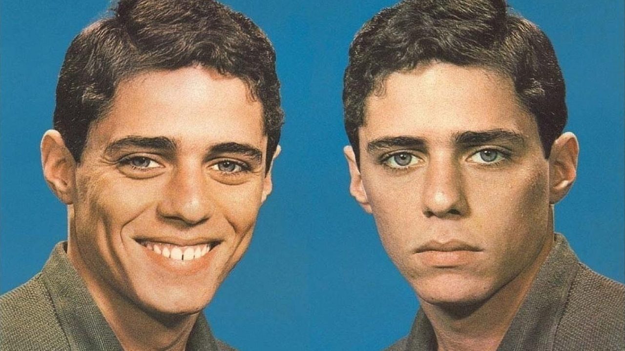 Imagem com foto do primeiro álbum do cantor Chico Buarque