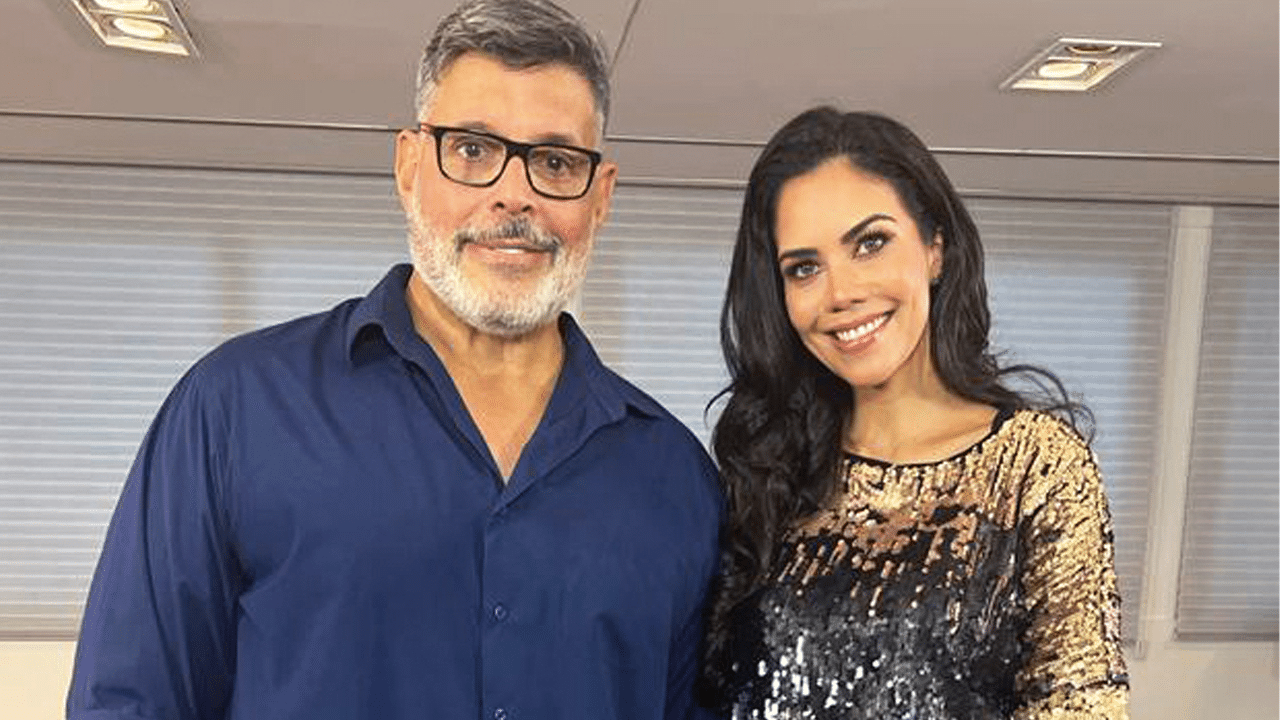 Imagem com foto de Alexandre Frota e Daniela Albuquerque