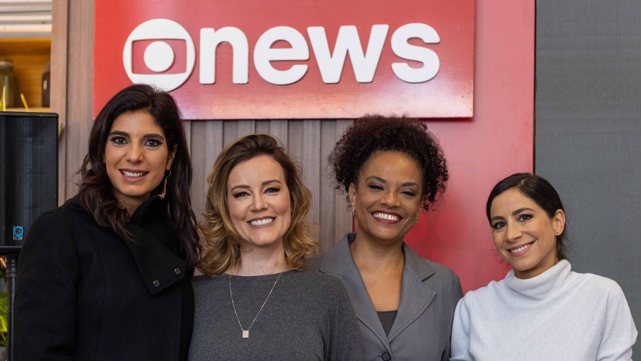 Imagem com foto das jornalistas Andréia Sadi, Natuza Nery, Flávia Oliveira e Julia Duailibi