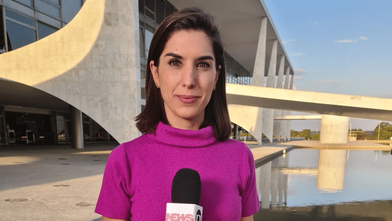 Imagem com foto da repórter Bianca Lima, que pediu demissão da GloboNews