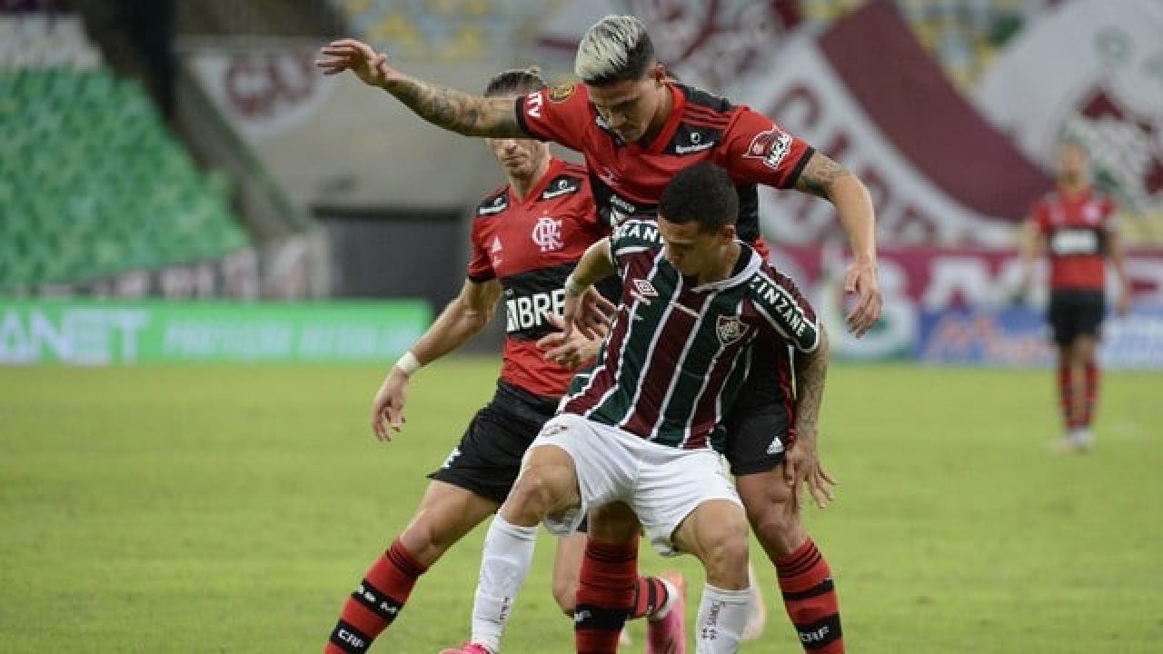 Record transmitiu a primeira partida da final do Campeonato Carioca entre Fluminense e Flamengo (foto: André Durão)