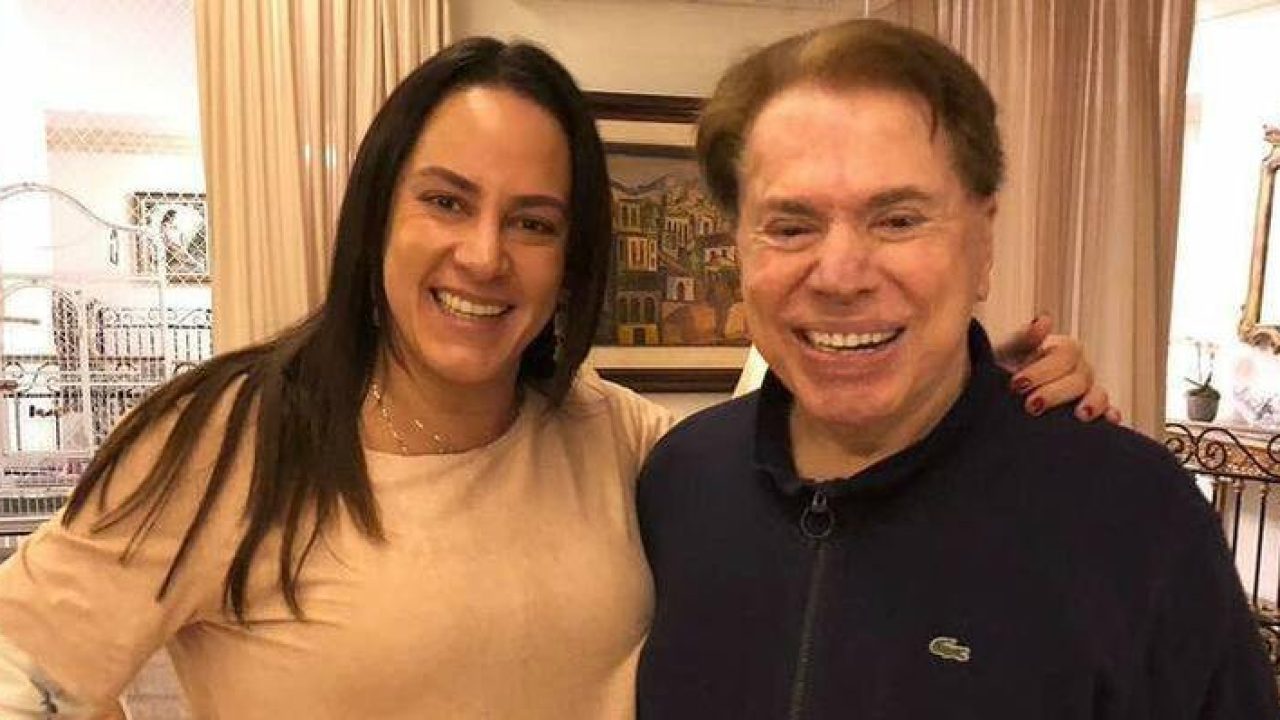 Silvia Abravanel posa ao lado de seu pai, Silvio Santos: apresentadora do SBT testou positivo para covid-19 (foto: Reprodução/Redes Sociais)