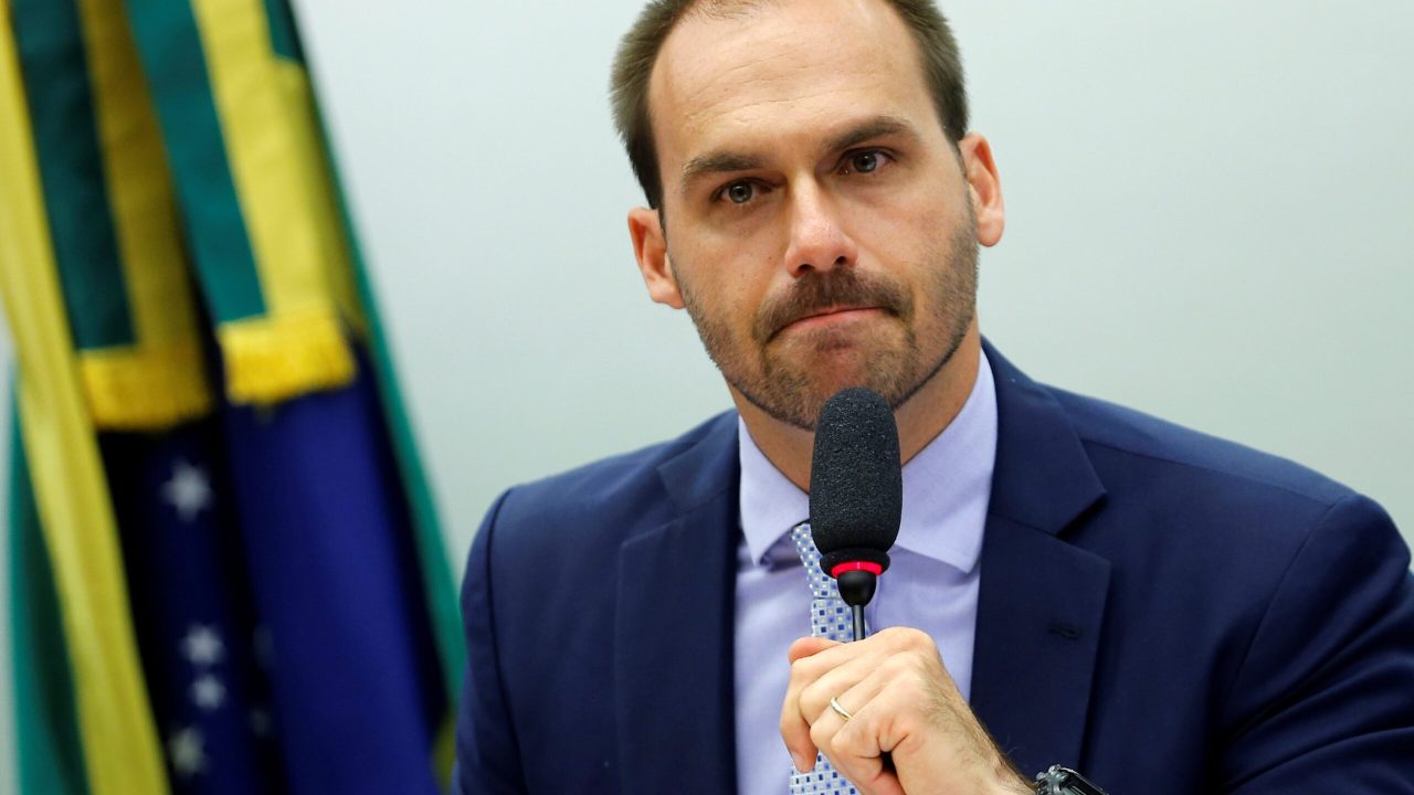 Eduardo Bolsonaro critica Maju por defender o lockdown (foto: Reprodução/Reuters)