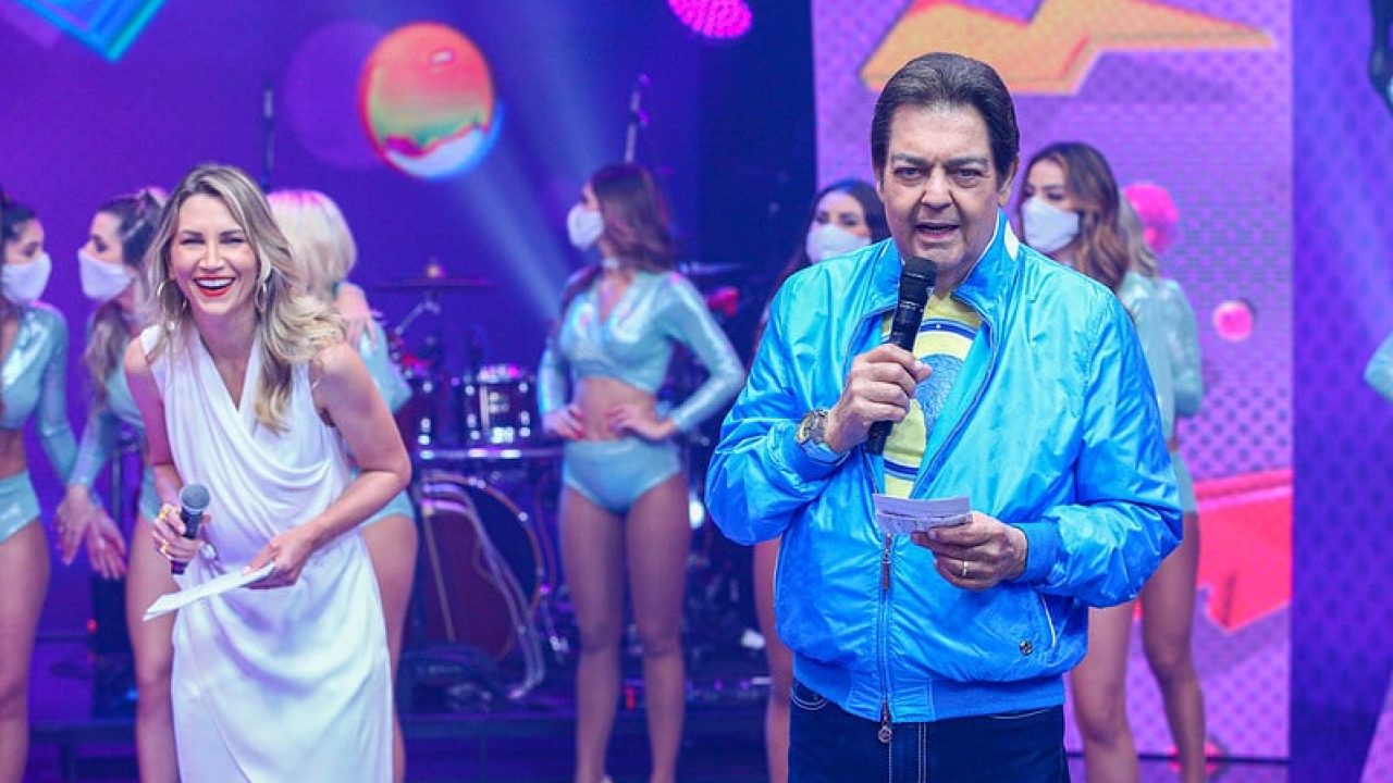 Imagem com foto de Faustão