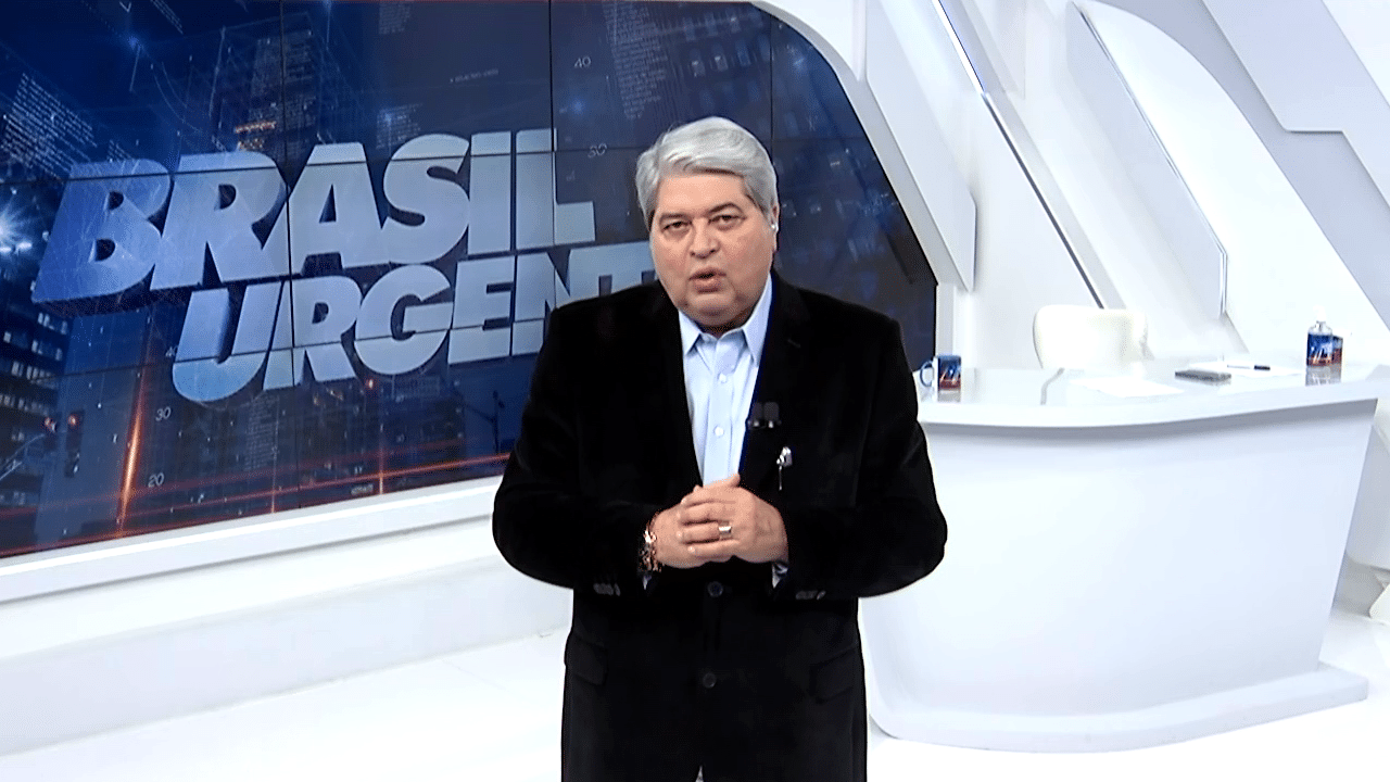 Imagem com foto do apresentador José Luiz Datena