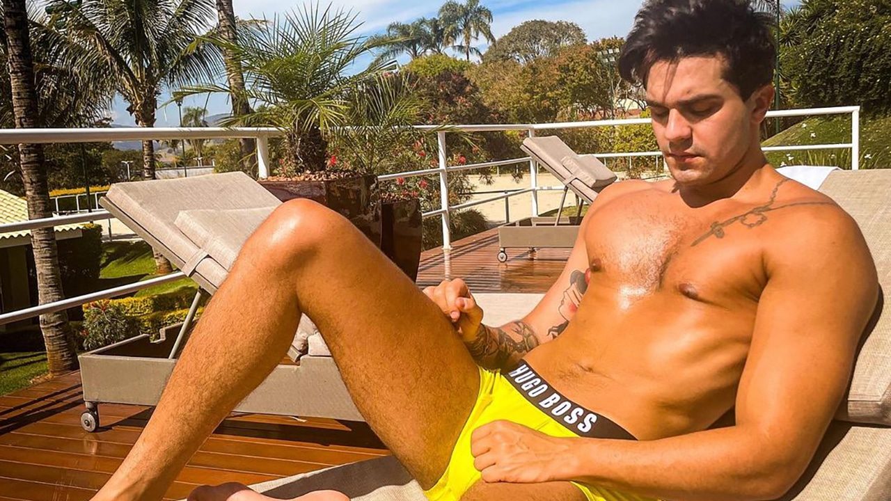 Luan Santana contou detalhes da vida íntima e revelou já ter contratado profissionais de amor intenso (foto: Reprodução/Instagram)