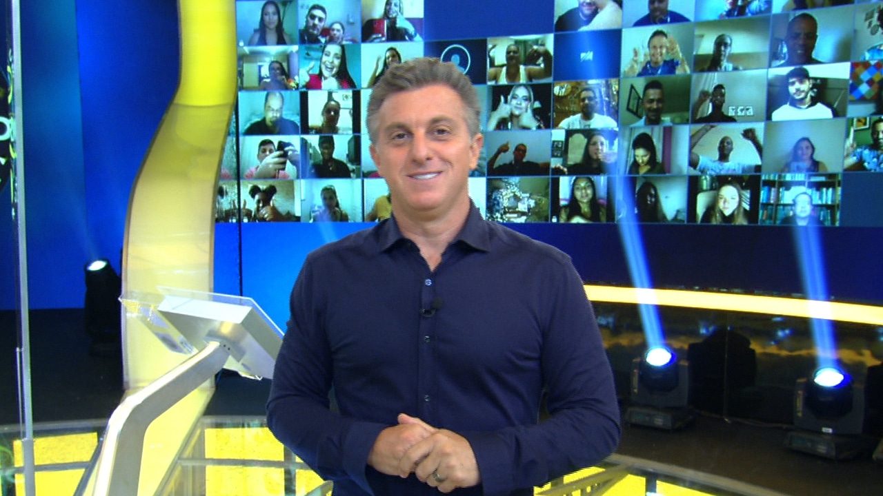 Suspenso por conta da crise sanitária, Melhores do Ano pode voltar a ser produzido pela Globo com apresentação de Luciano Huck (foto: Globo/Reprodução)