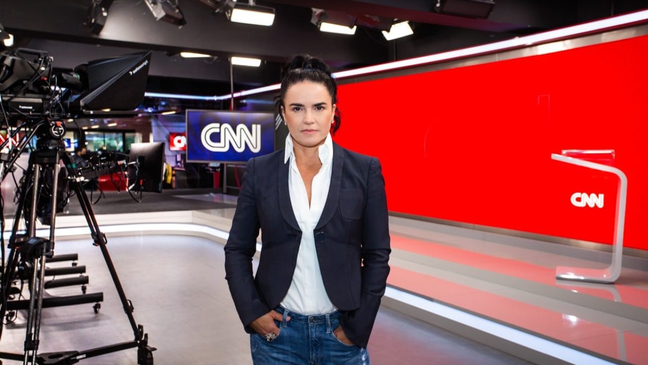 Imagem com foto de Renata Afonso, CEO da CNN Brasil