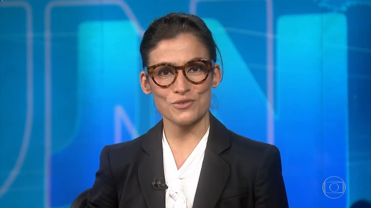 Renata Vasconcellos fez desabafo emocionante no final do Jornal Nacional (foto: Globo/Reprodução)