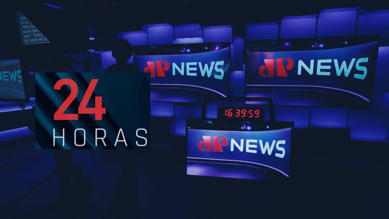 Imagem com vários monitores com o logotipo do canal Jovem Pan News