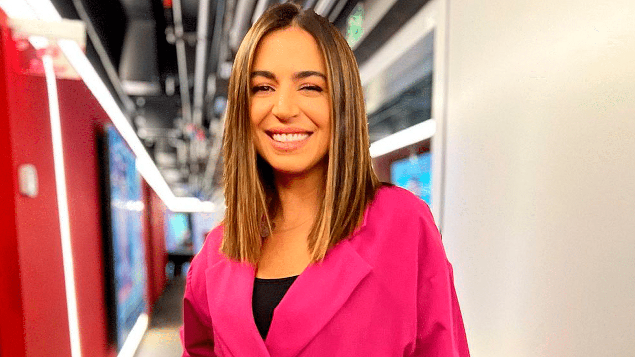 Imagem com foto da apresentadora Stephanie Alves, que deixou a CNN Brasil