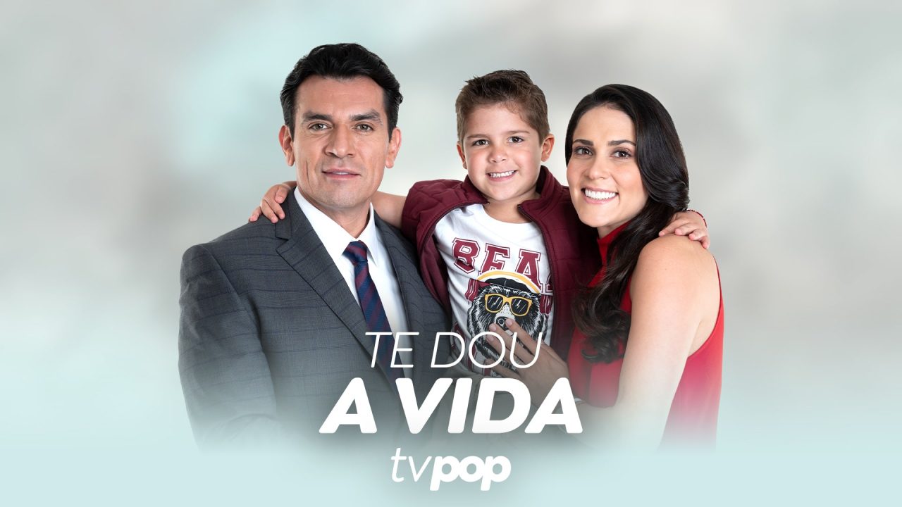 Imagem com montagem das fotos dos atores Jorge Salinas, Leonardo Herrera e Eva Cedeño