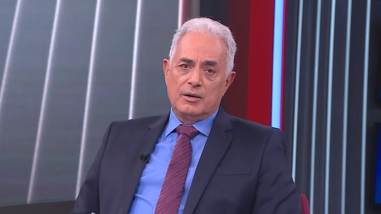 Imagem com foto do apresentador William Waack, da CNN Brasil