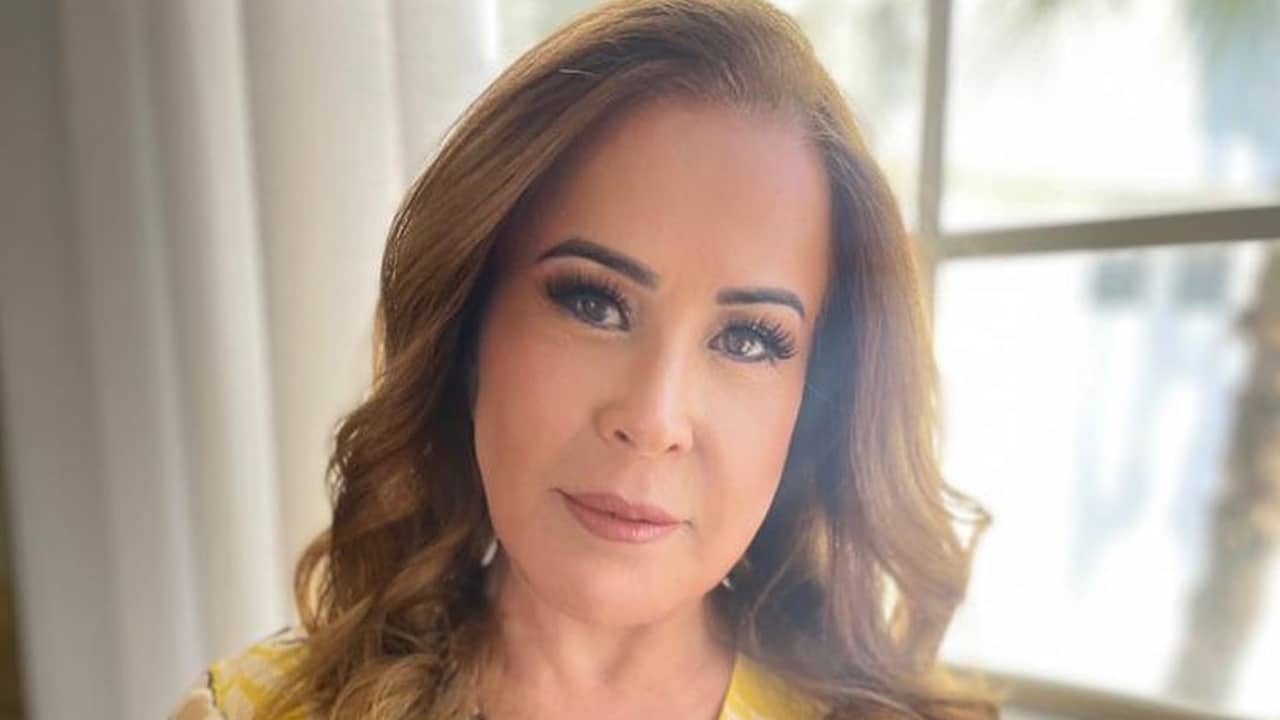 Imagem com foto da empresária Zilu Camargo, ex-mulher de Zezé Di Camargo