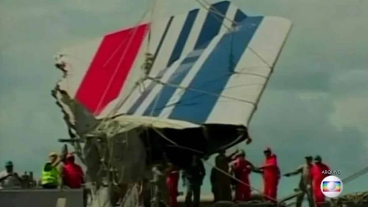 Foto de destroços de avião da Air France