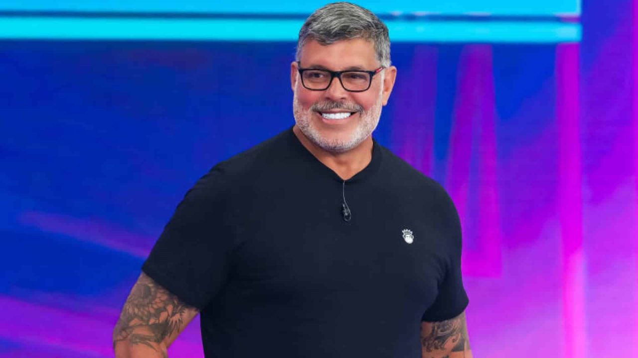 Foto de Alexandre Frota no Programa Silvio Santos; ex-ator falará sobre a G Magazine em documentário