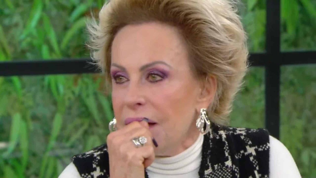 Foto de Ana Maria Braga chorando