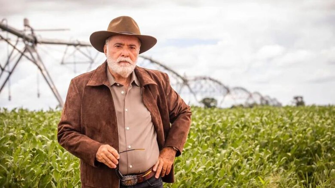 Foto de Tony Ramos para o papel em Terra e Paixão