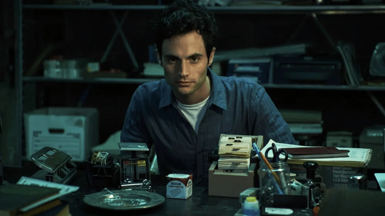 Foto do ator Penn Badgley, da série You