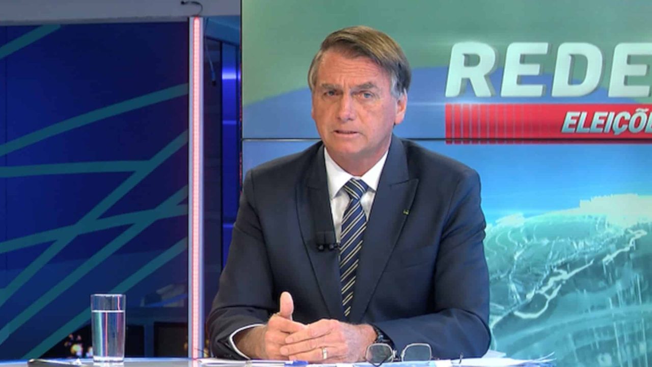 Jair Bolsonaro em entrevista para Érica Reis e Luís Ernesto Lacombe