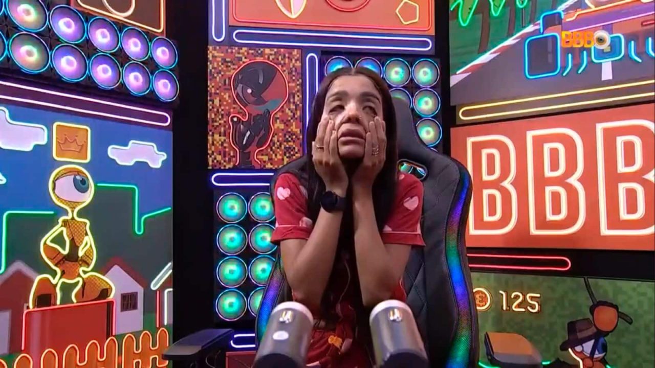 Brunna Gonçalves não aguenta mais a cantoria do BBB 22 e nem a gente