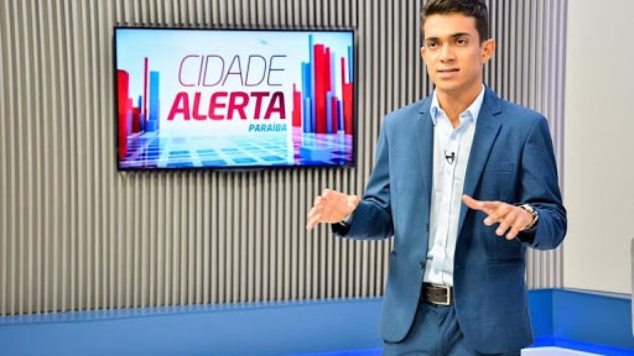 Bruno Pereira, uma espécie de Datena paraibano, voltou para a RedeTV! depois de quatro dias (foto: Divulgação/TV Correio)