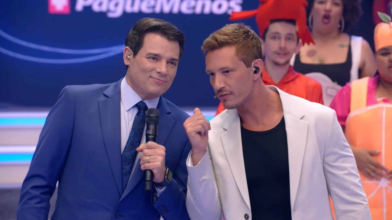 Foto de Gabriel Cartolano e Celso Portiolli no último episódio de Topa um Acordo