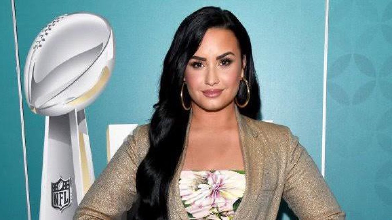 Jornal Nacional errou ao apresentar Demi Lovato como mulher (foto: Divulgação)