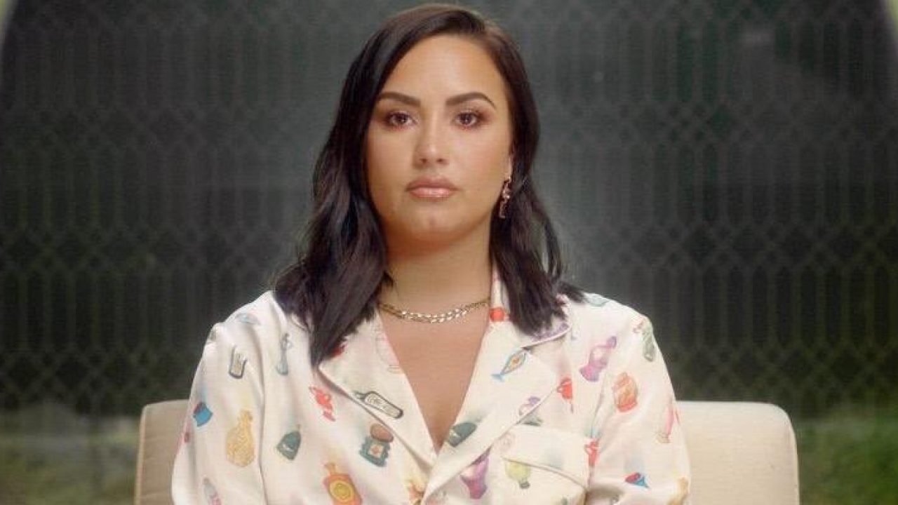 Demi Lovato falará sobre sua guerra contra as drogas em série para o YouTube (foto: Reprodução)