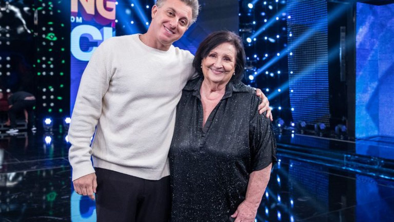 Foto de Luciano Huck e Dona Déa