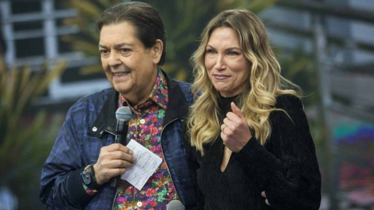 Foto de Faustão ao lado de Anne Lottermann